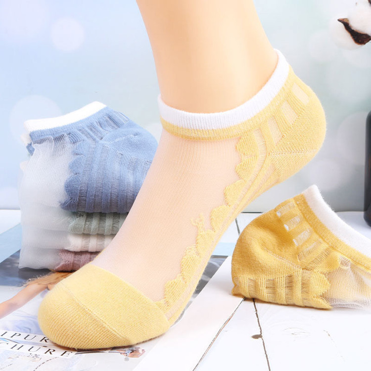 Calcetines al por mayor de mujeres calcetines de verano fino calcetines de seda cristal boca clara calcetines de barco calcetines de algodón estudiante casual versátil