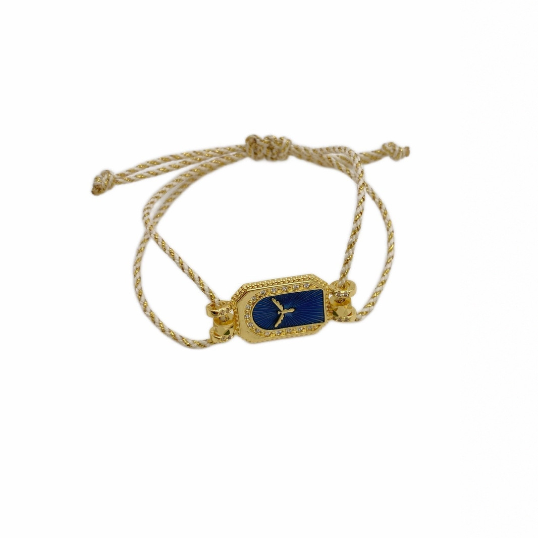 A popular and fashionable, simple and colorful rope Devil's Eye tarot card hand bracelet with lucky beads in Europe and America Application Scenario