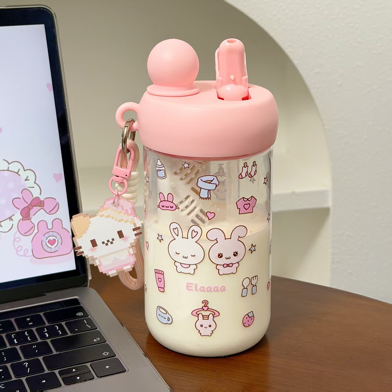 Cartoon cute cat straw cup, girls' high appearance level portable water cup, summer large-capacity high-temperature resistant travel cup