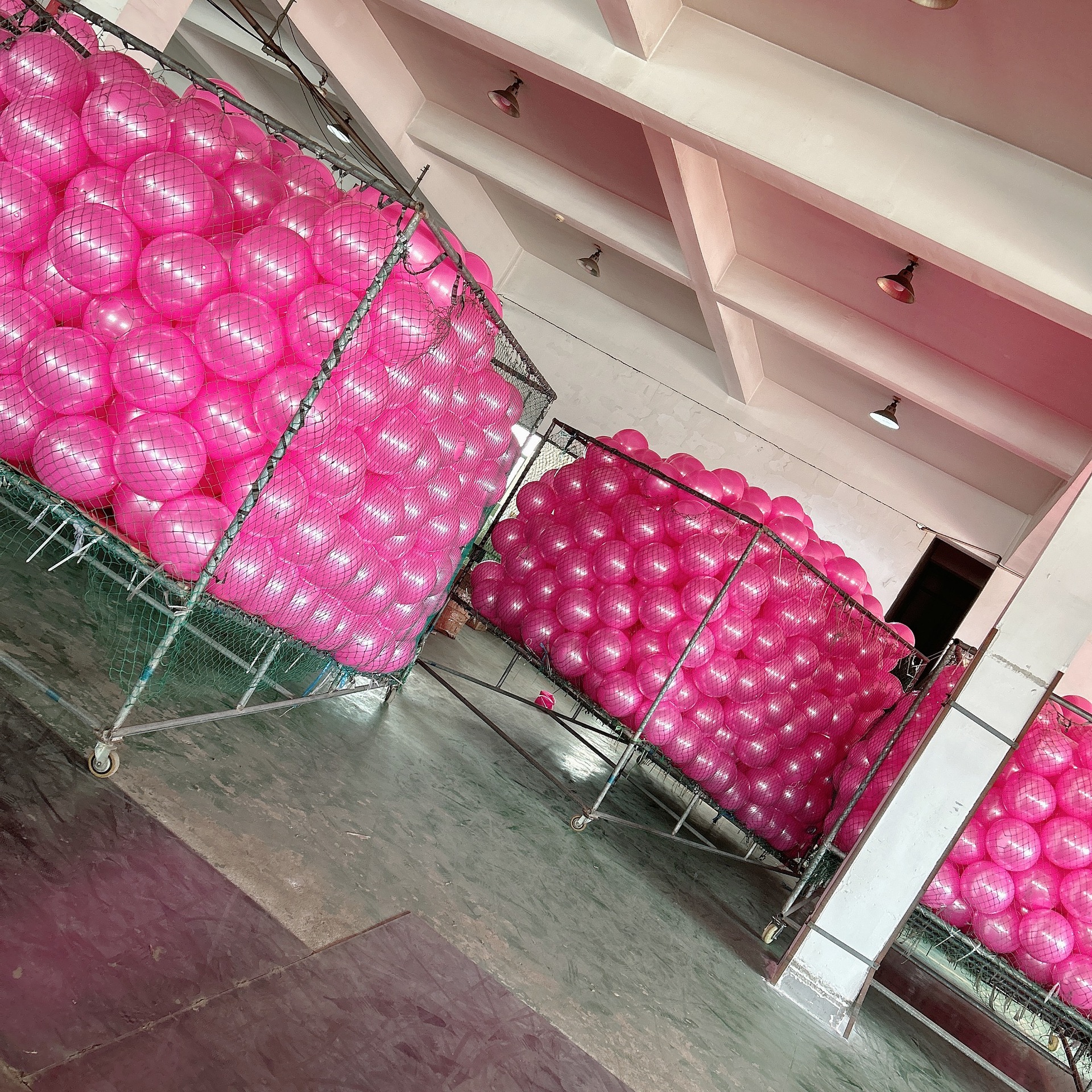 Wholesale pvc thickened explosion-proof yoga balls, fitness balance balls, strength training gymnastics balls, dance massage balls Specification image