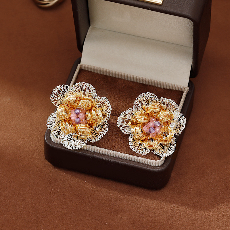 Designer handcrafted gold thread woven three-dimensional flower earrings 2026 live-streaming bestseller earrings, fashionable, individual and high-end Specification image