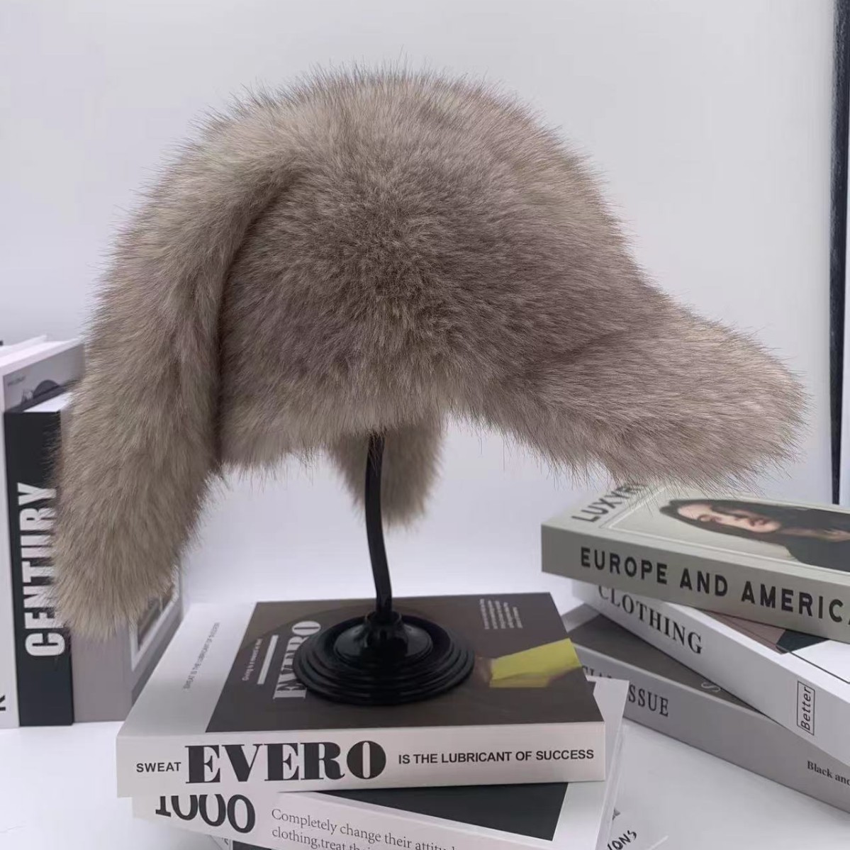 All-fur women's thick and warm Lei Feng hat, faux fur fox fur hat for cold protection, Korean version Lei Feng hat, ear protecters Item Picture