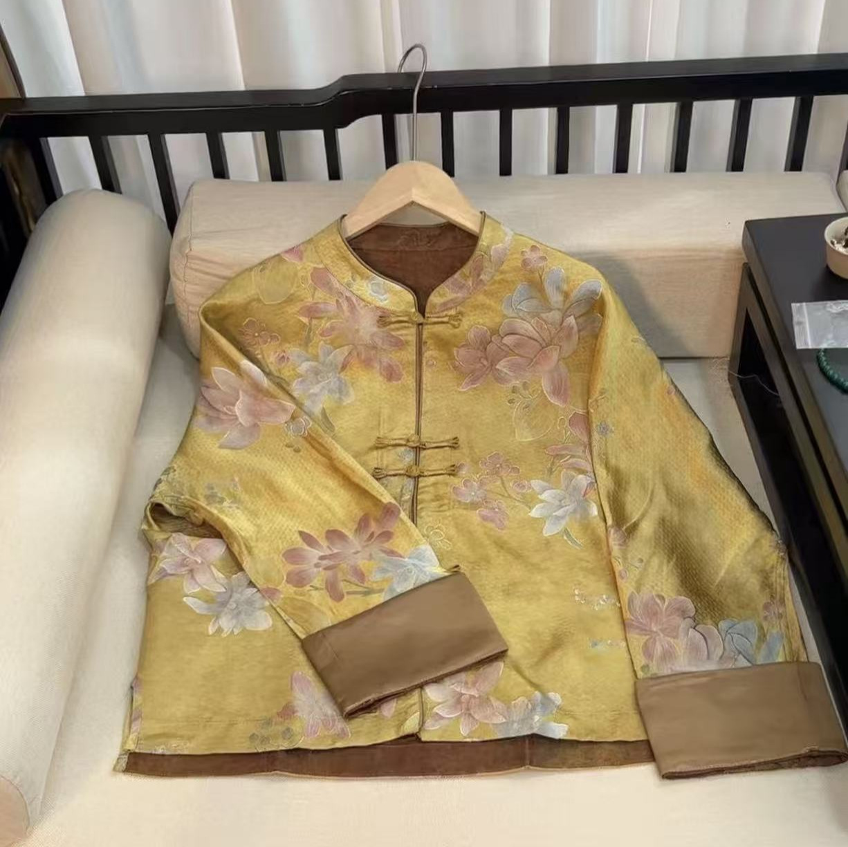 汉服女长袖中国风/明制表演服饰汉服/甲胄/表演服饰汉服/尾货产品图