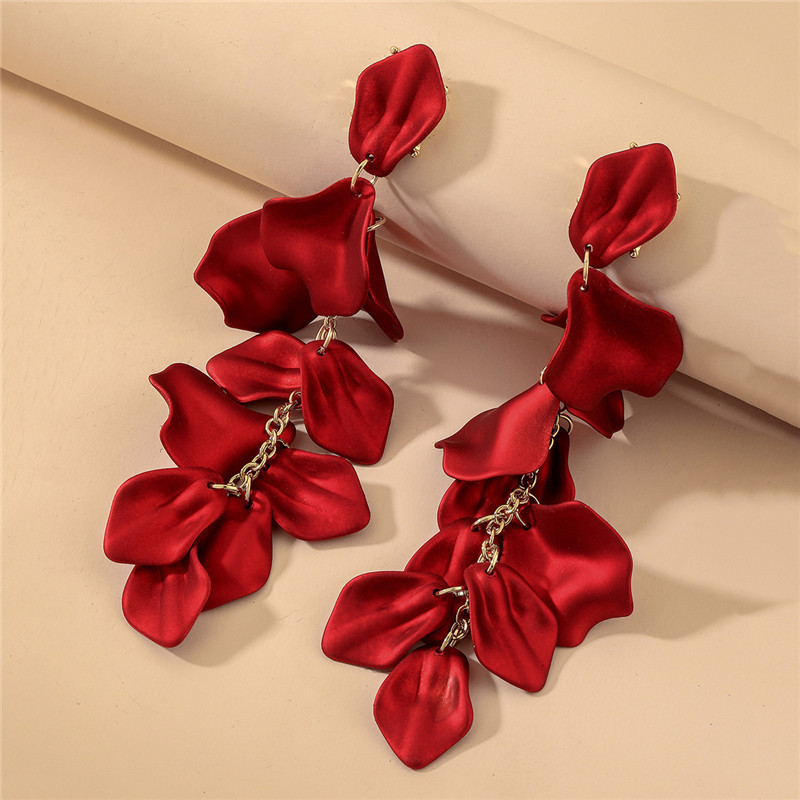 European and American rose petal long tassel earrings, fashionable, ins, elegant, internet-famous, high-end, eco-friendly earrings for women