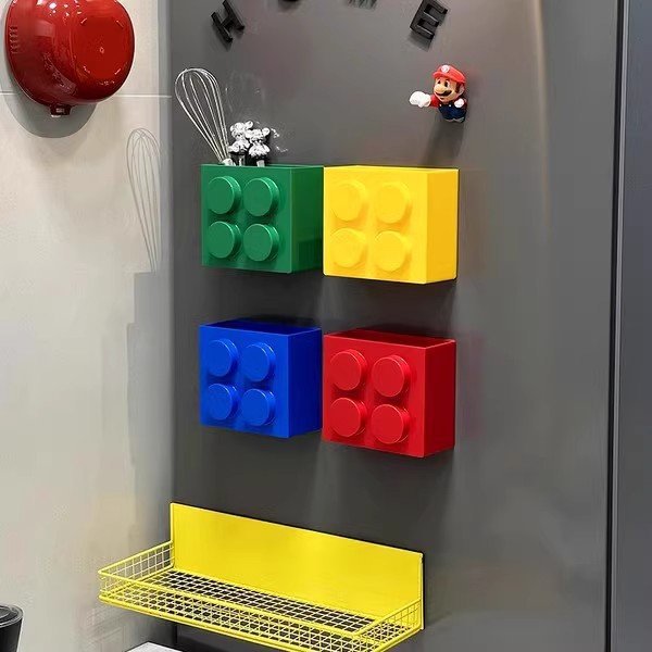 Entrance door mask storage box, wall-mounted anti-theft door without drilling holes, magnetic storage box for the entrance hall, right-angle storage box Application Scenario