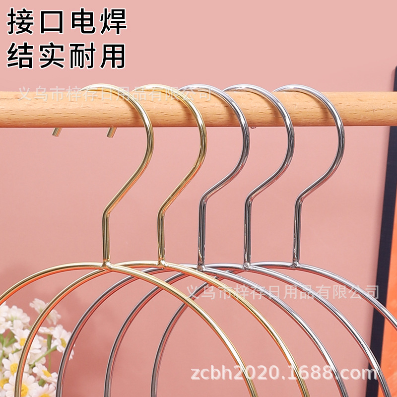 Wholesale of metal scarf rack, rose gold round clothes hanger, iron scarf hook and storage rack details Picture
