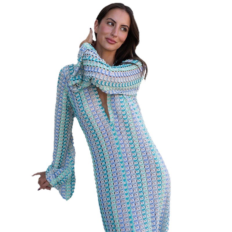 European and American cross-border vacation style lace beach dress, V-neck, cut-out and slit one-piece design dress Item Picture