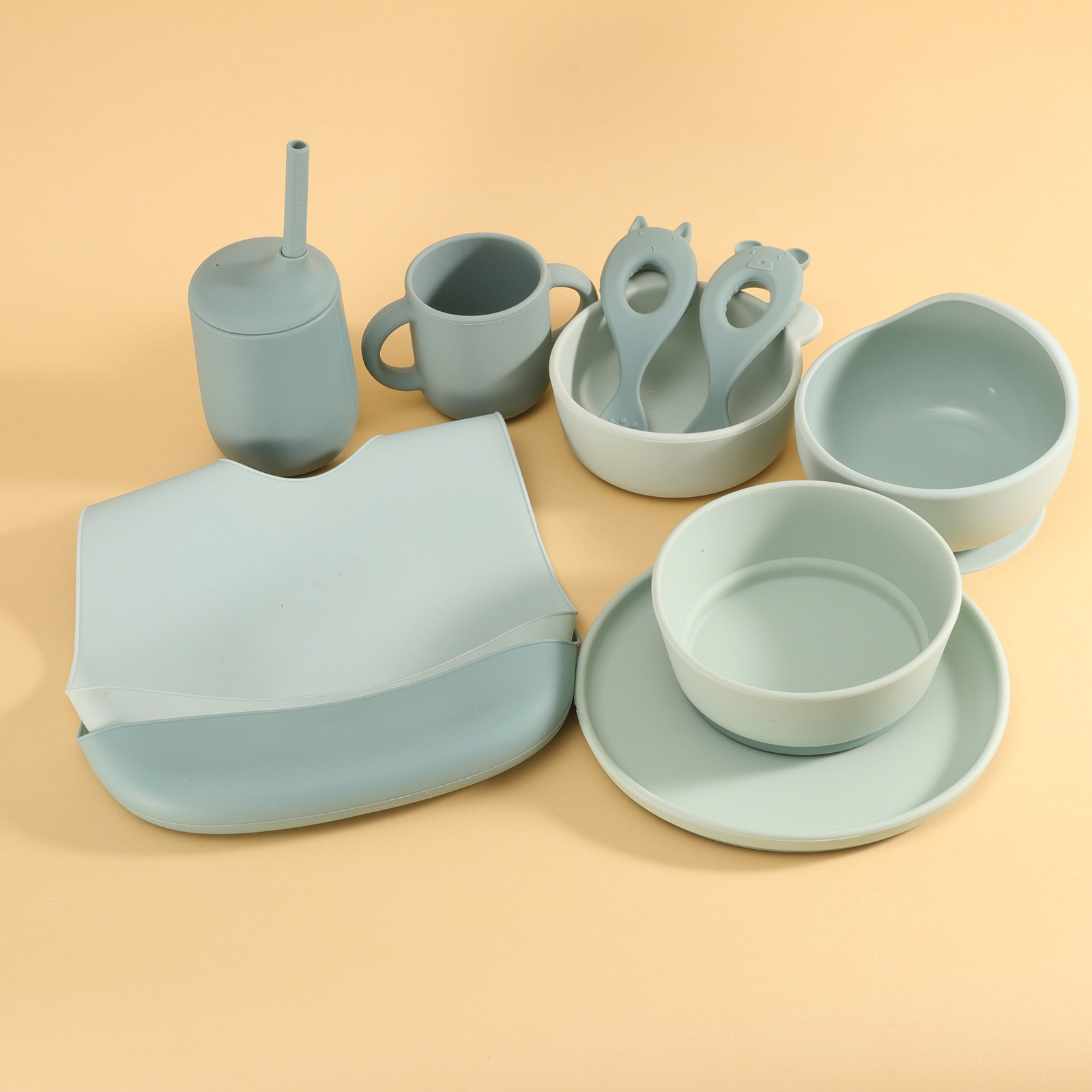 "Mother and Baby Feeding" Baby feeding Tableware set of 10 pieces: Silicone bibs, spoons, bowls, plates, spoons and cups details Picture