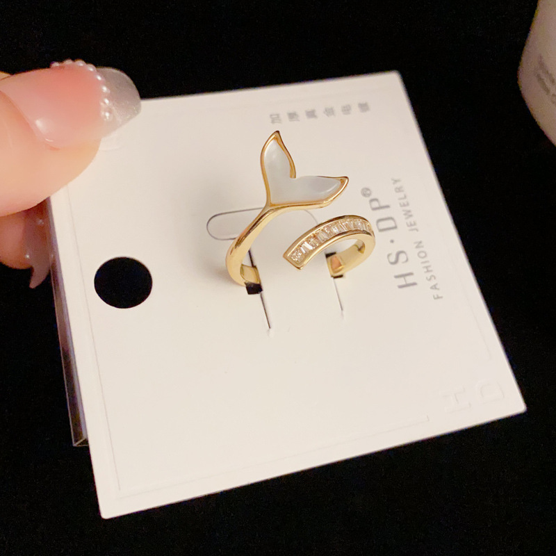 Light luxury design sense, mother-of-pearl fish tail opening adjustable, feminine, fashionable, simple and versatile index finger ring accessory wholesale details Picture