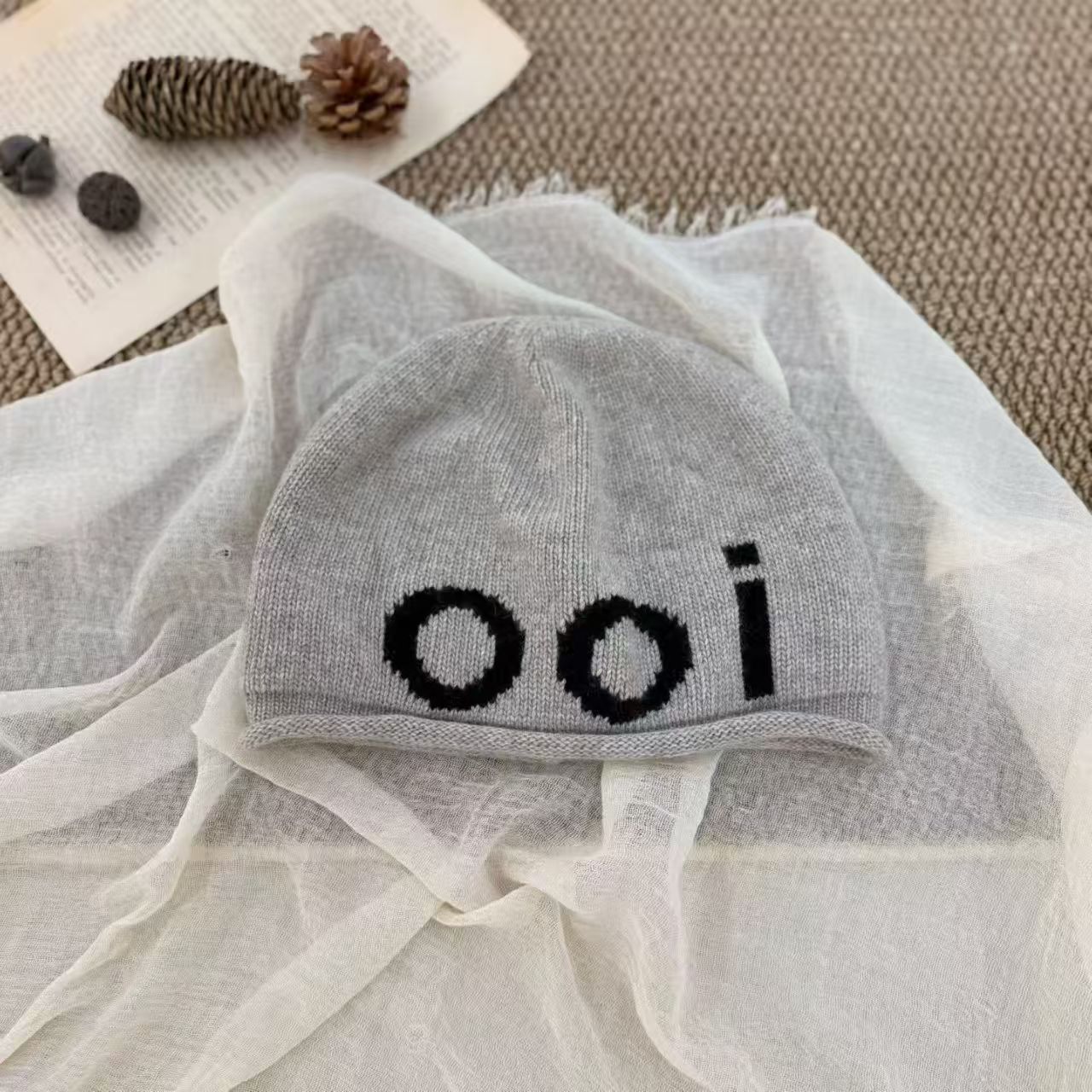 Wholesale of new embroidered rolled-up knitted hats for women in the autumn and winter of 2025 from South Korea, American street hip-hop cold hats, pile hats Application Scenario