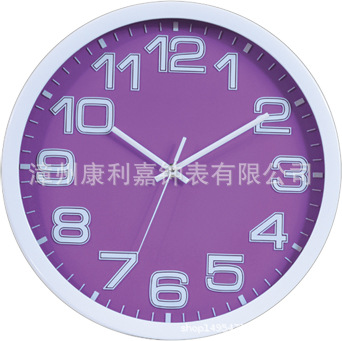 14寸静音时钟挂墙免打孔钟表挂墙时尚轻奢家用创意挂钟创意时钟表白底实物图
