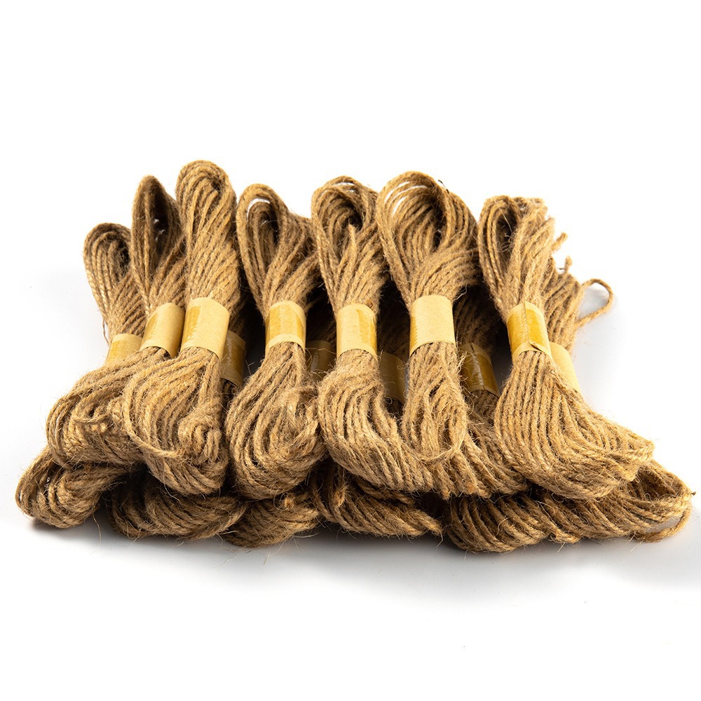 18股线/蚕丝线/绣花线/缎染毛线/缝纫机边线细节图