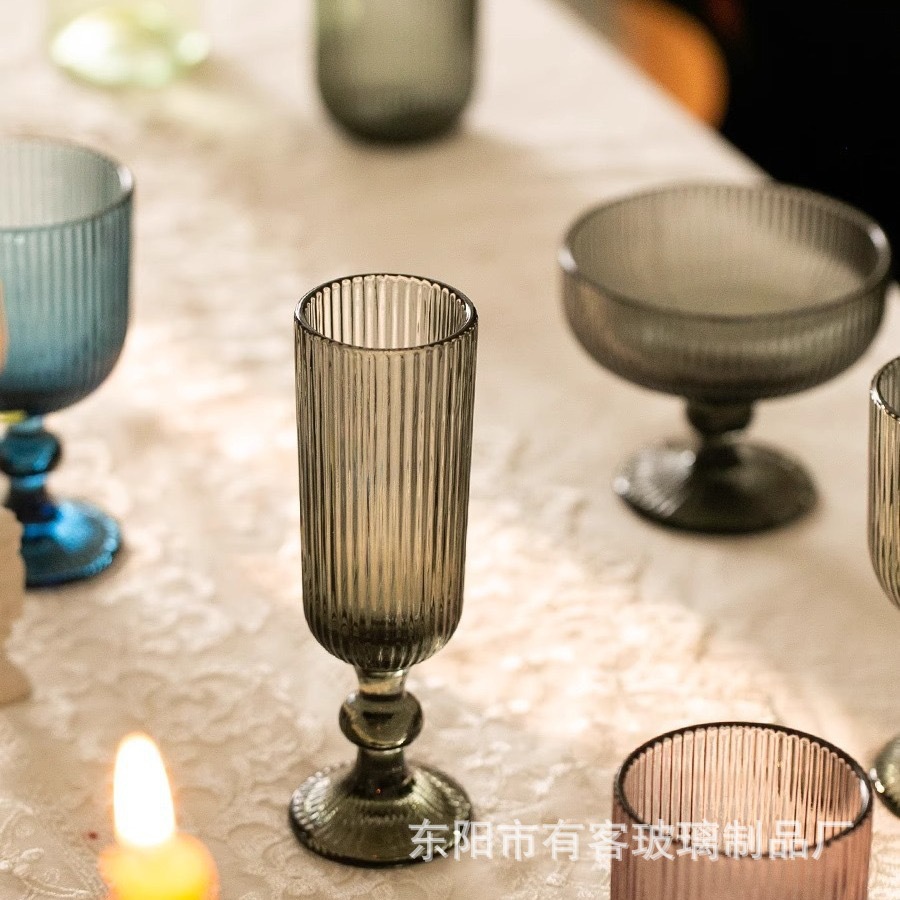 Retro high-footed wine glasses, smoky grey striped champagne glasses, home wine sets, wine glasses, foreign wine glasses, juice glasses, design-sense glass glasses