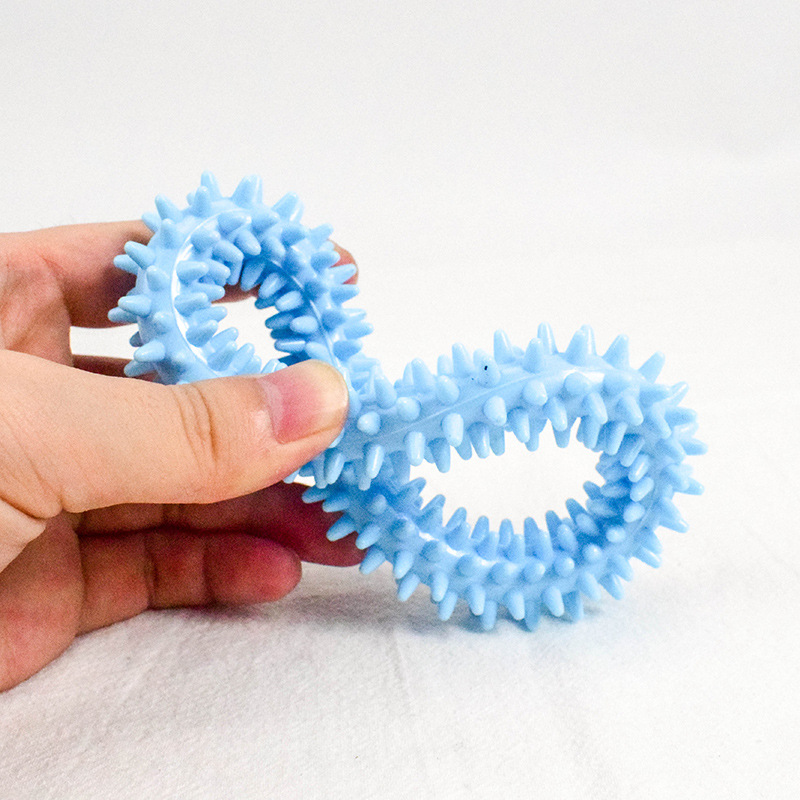 Pet toy manufacturer wholesale TPR teething ring toys, macarons, TPR ring dog toys, one-piece consignment Application Scenario