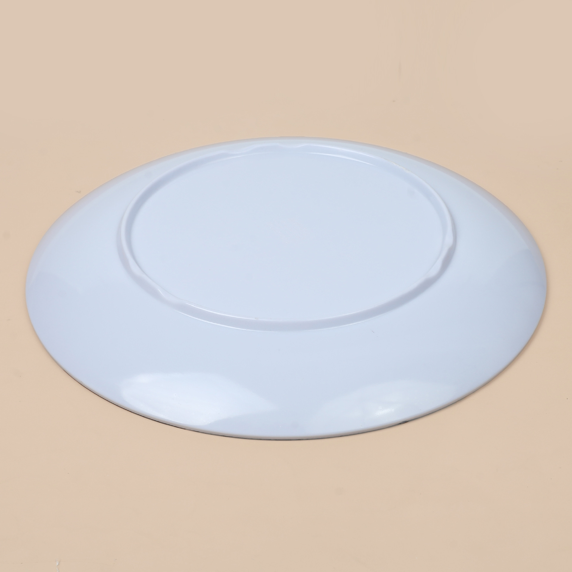 New white round melamine tableware for foreign trade, melamine round buffet commercial bowls and plates, melamine plates for imitation porcelain Application Scenario