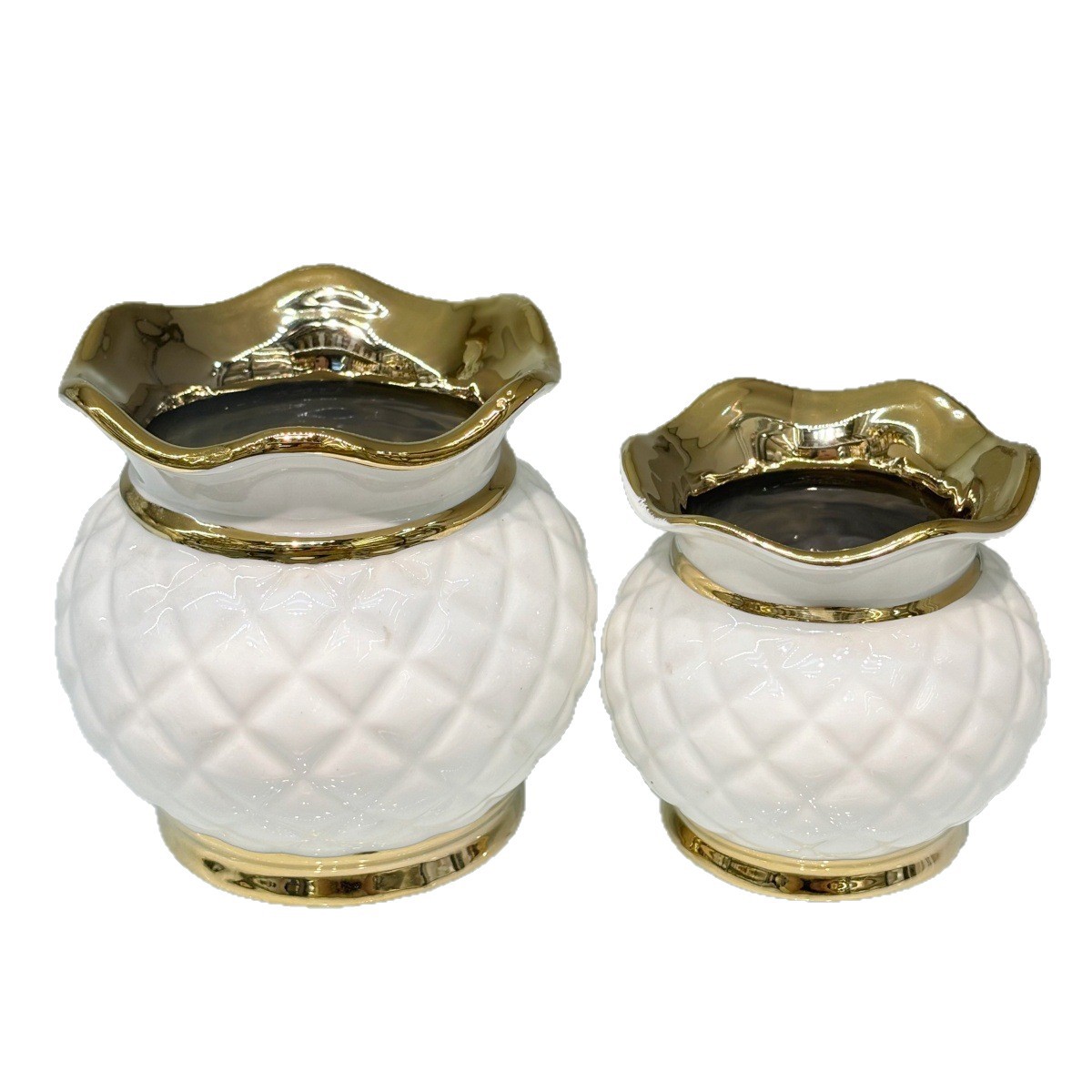 Light luxury white gold diamond-patterned relief ceramic small vase with lotus leaf and gold edge, home flower arrangement storage table decoration piece Item Picture
