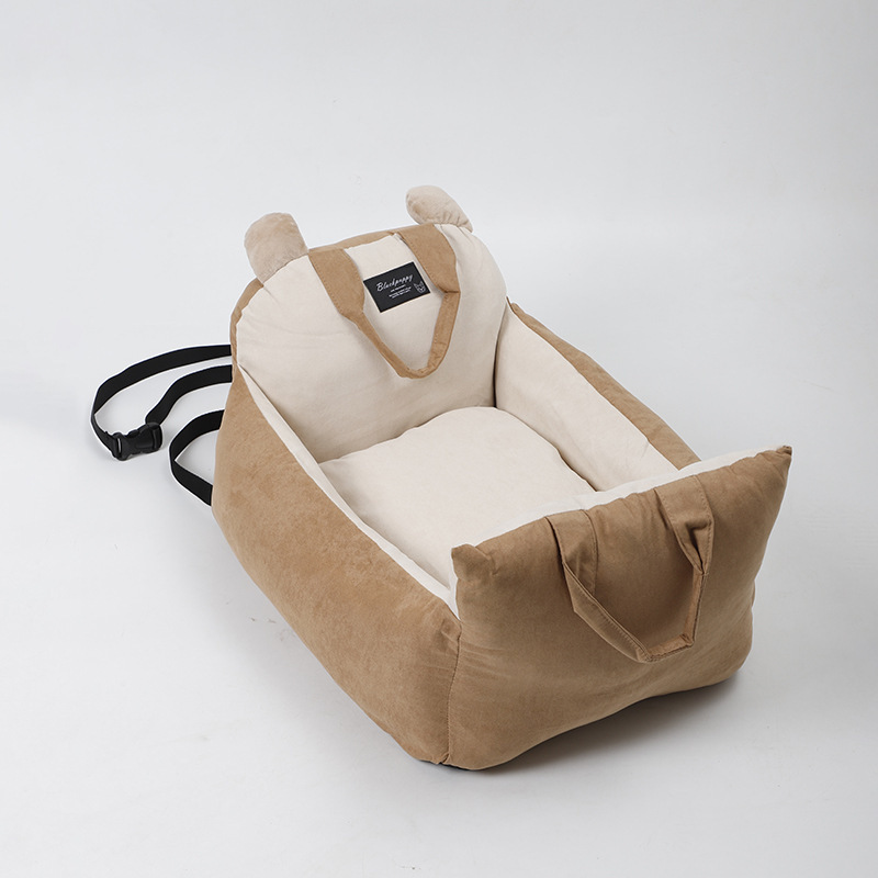 Manufacturer's stock of car cat beds, pet sofas, multi-functional portable home pet beds, travel pet MATS, and four-season styles details Picture