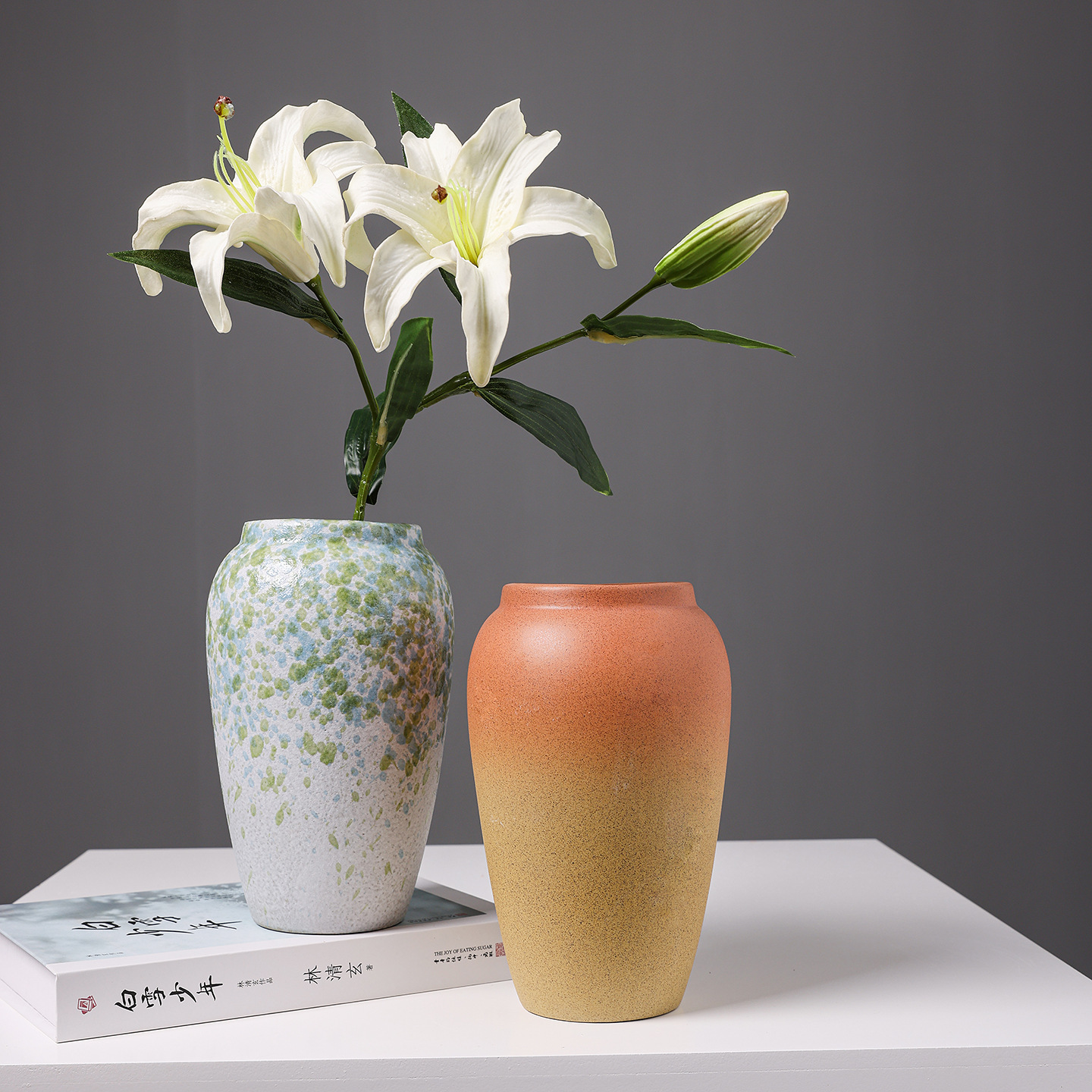 2025 Chinese-style high-end retro ceramic vase, hotel, home, living room, entrance hall flower arrangement decoration piece, hole-free hydroponic flower vase Specification image