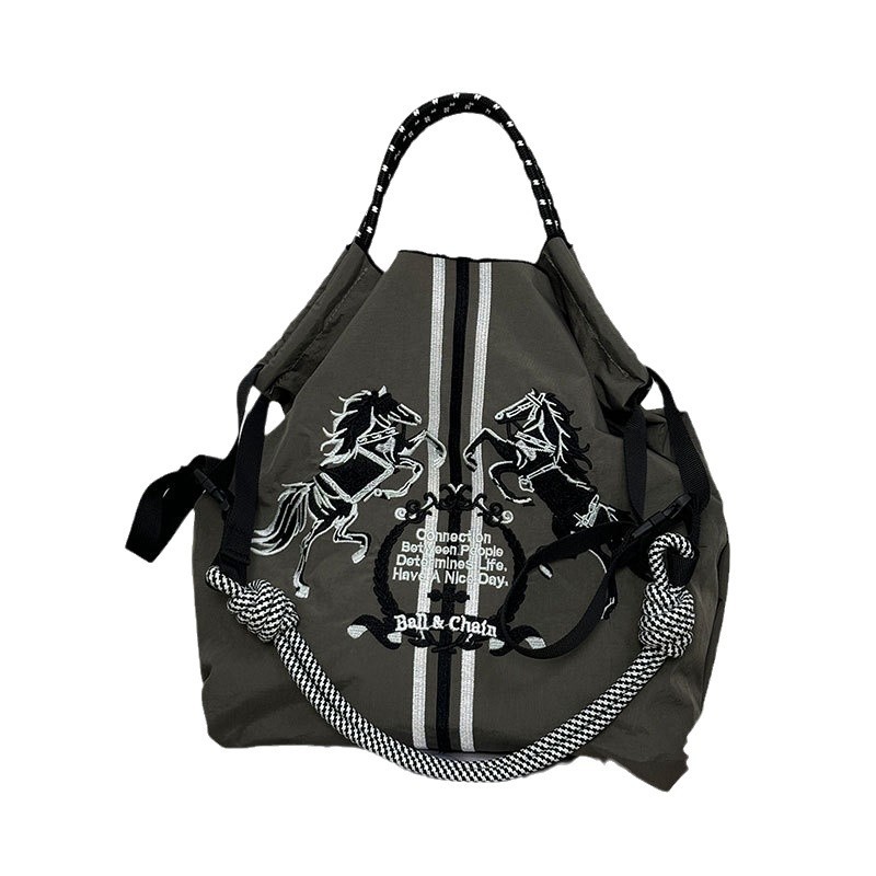 双肩包/幼儿园书包/背包/背包男2025户外/痛包白底实物图