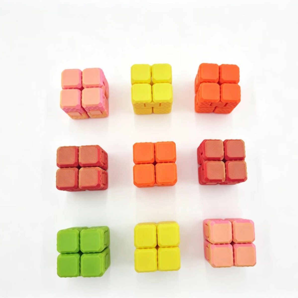 Cross-border Unlimited 2X2 Rubik's Cube, versatile flip Cube, finger stress-relieving puzzle toy gift Item Picture