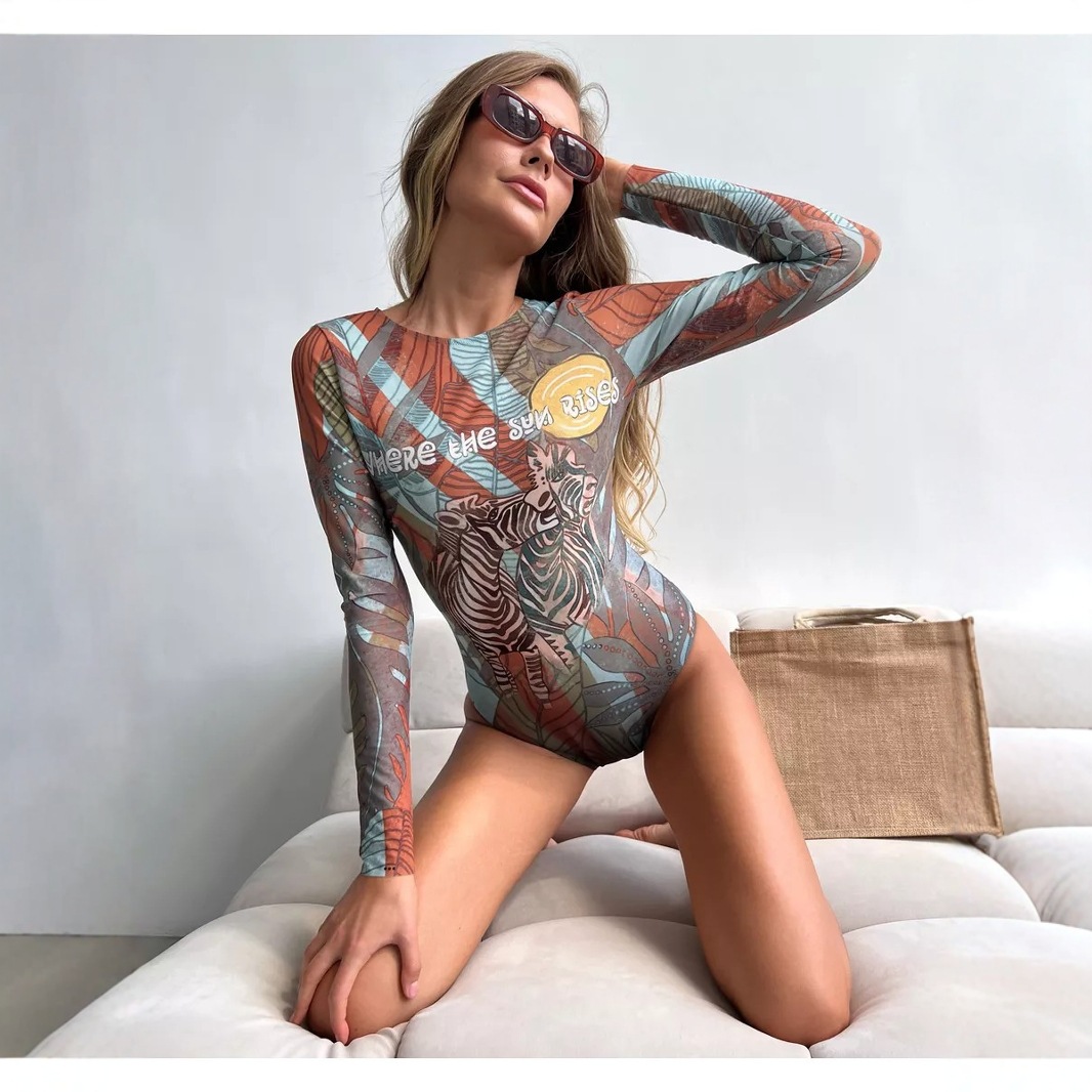 2026 New style European and American one-piece swimsuit, kuп ale ь niki bikini, sun protection smart swimsuit details Picture