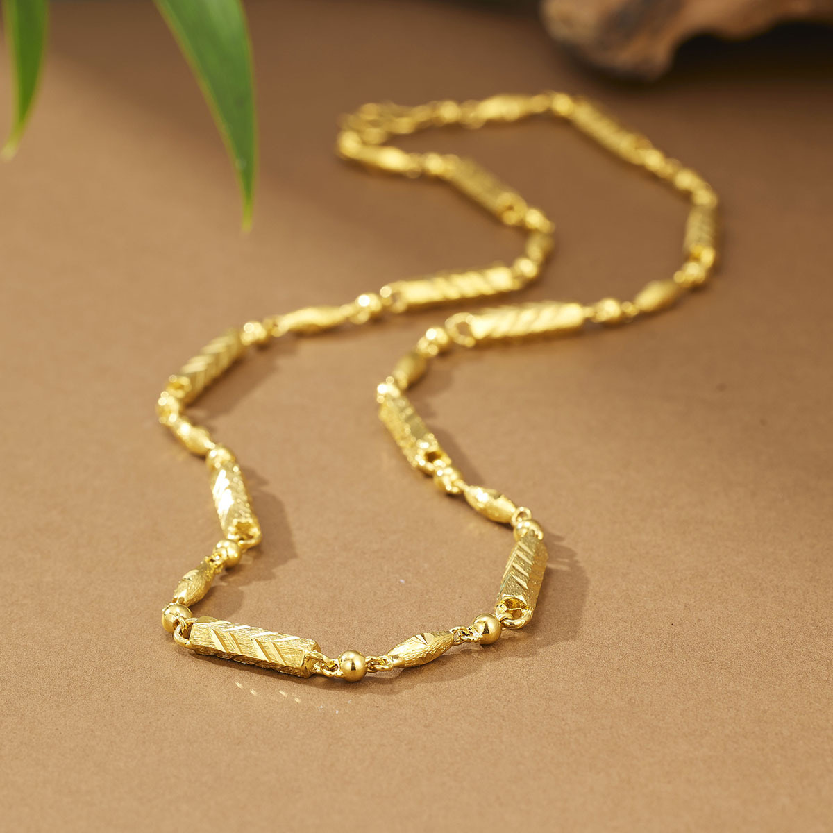 Vietnamese sand gold necklace, men's gold-plated hollow hexagonal necklace that does not fade for a long time, thick gold women's olive bead wrapped gold chain Specification drawing