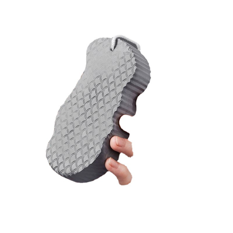 3D Baby Sponge Bath with fish-scale pattern three-dimensional bath sponge, no skin damage during bathing, painless scrubbing for babies Item Picture