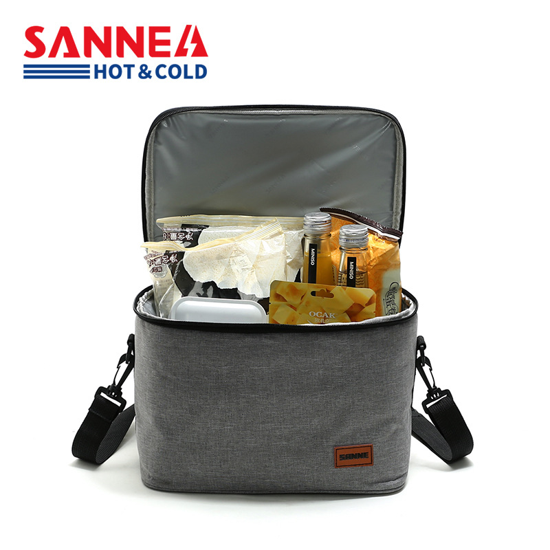 SAN Neng Outdoor Oxford Cloth Ice Pack, large capacity portable Lunch bag for heat and cold preservation, Amazon Cross-border Lunch box bag Application Scenario