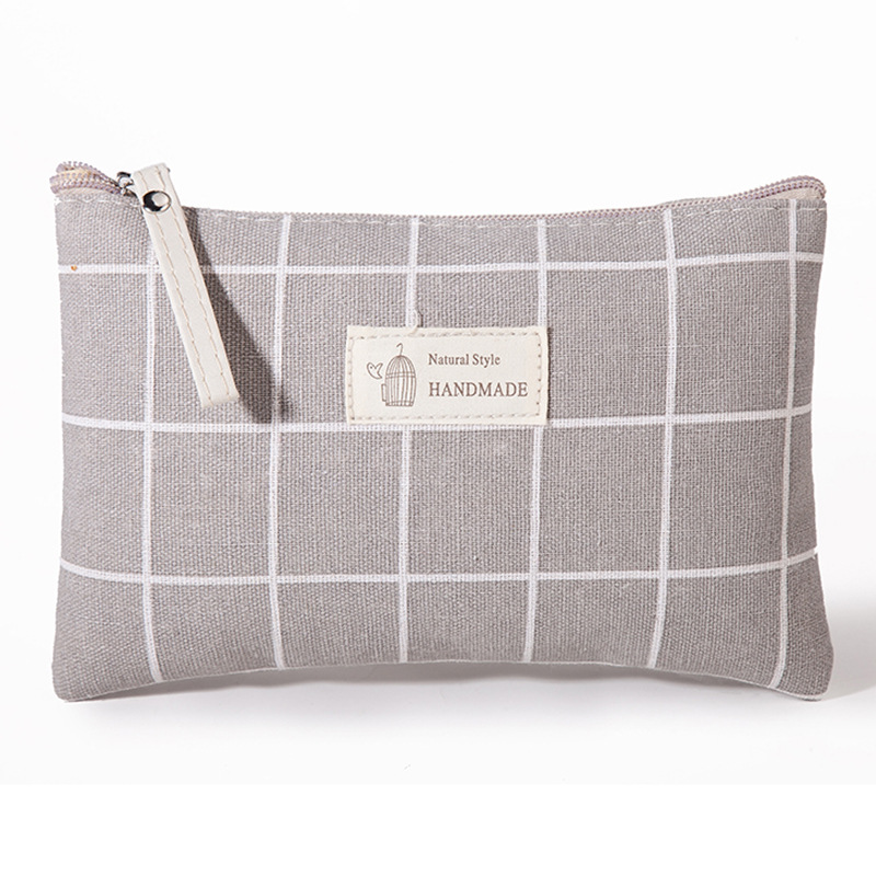 Large multi-functional canvas makeup bag, Japanese and Korean casual hand-held toiletries storage bag, student pen case in stock details Picture