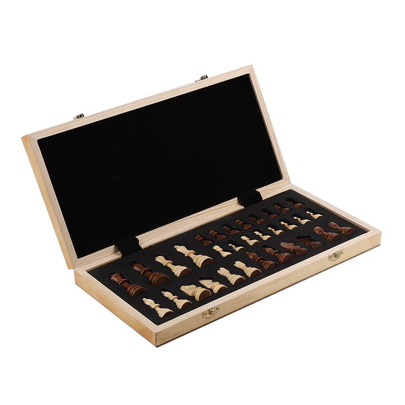 厂家直供休闲娱乐象棋贴木皮折叠式磁性国际象棋产品图