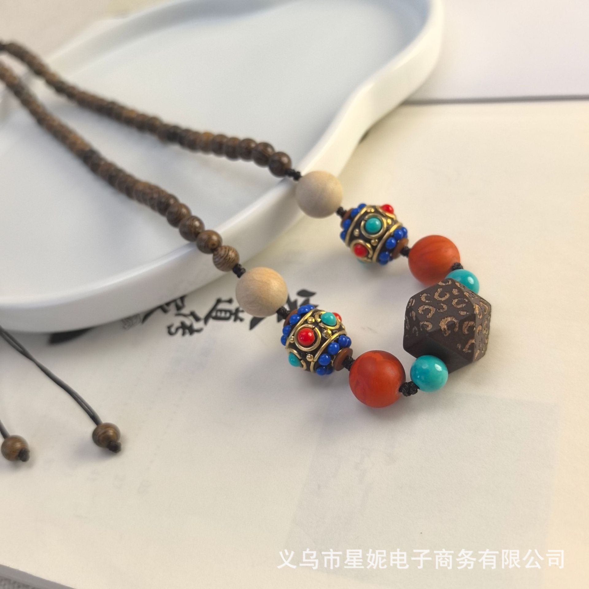 优雅珍珠项链女短款挂绳首饰经典饰品时尚百搭女款项链