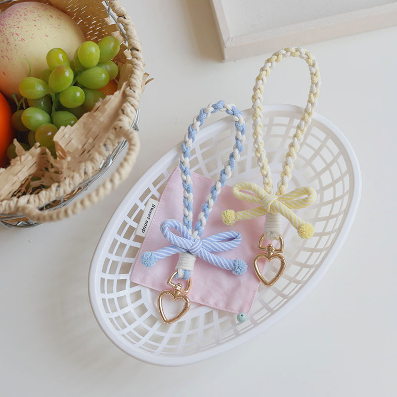 Original design 2025 Spring/Summer new striped bow keychain cute girl candy-colored mobile phone wrist strap Application Scenario