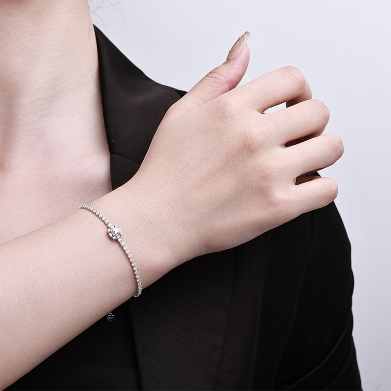 Zhuoheng selects classic and fashionable diamond and pearl braided rope necklaces for women as jewelry gifts Specification image