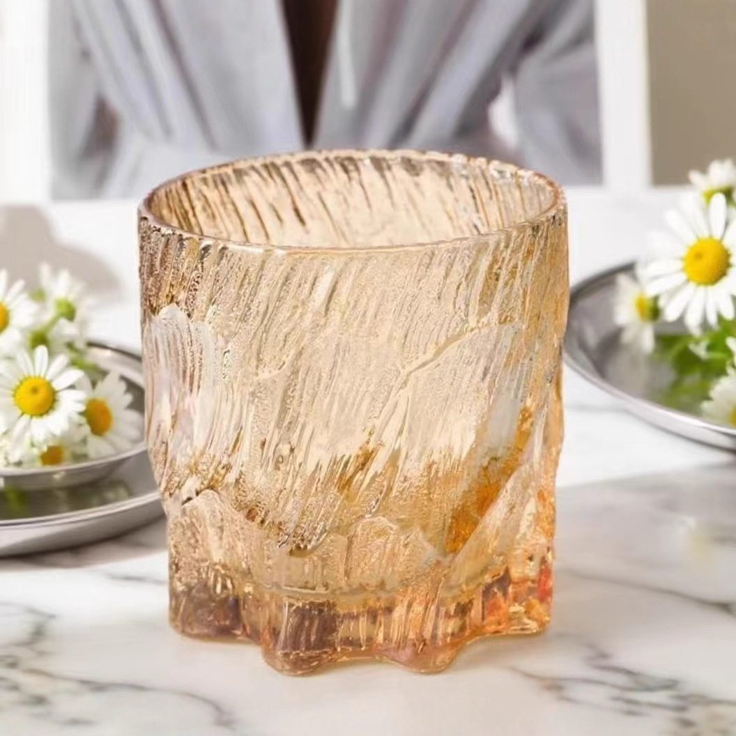 Suministro de fábrica taza de agua redonda taza de agua con sentido de diseño taza de agua de alta calidad taza de agua ecológica taza de agua redonda