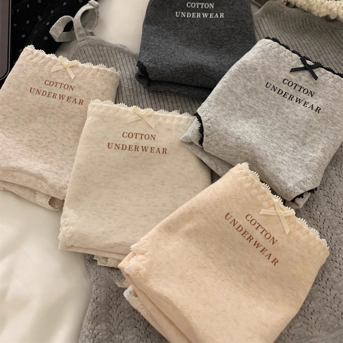 French-style women's underwear, pure cotton 10A antibacterial extended crotch, comfortable mid-waist bag, seamless hip, all-cotton crotch women's briefs Specification image