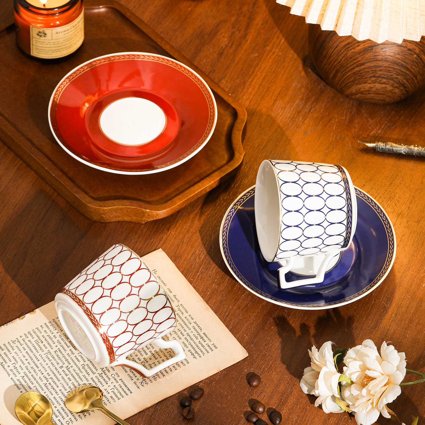 High-end gift box set: European light luxury creative Cappuccino ceramic British afternoon flower tea coffee cup and plate set details Picture