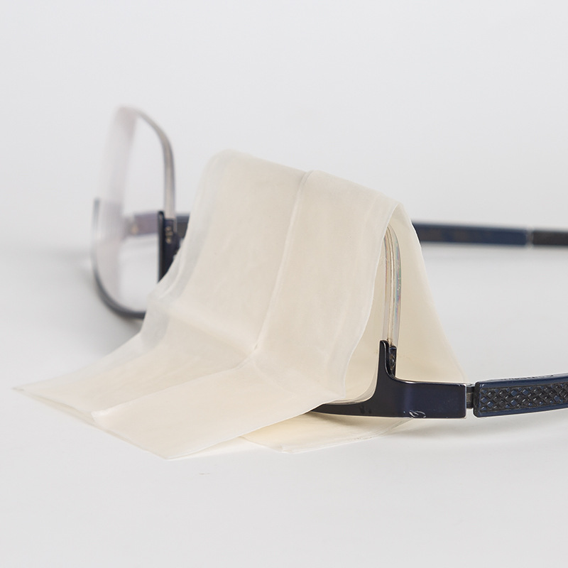 Disposable eyeglass erasers, 16 pieces for cleaning and sterilization, only for foreign trade export