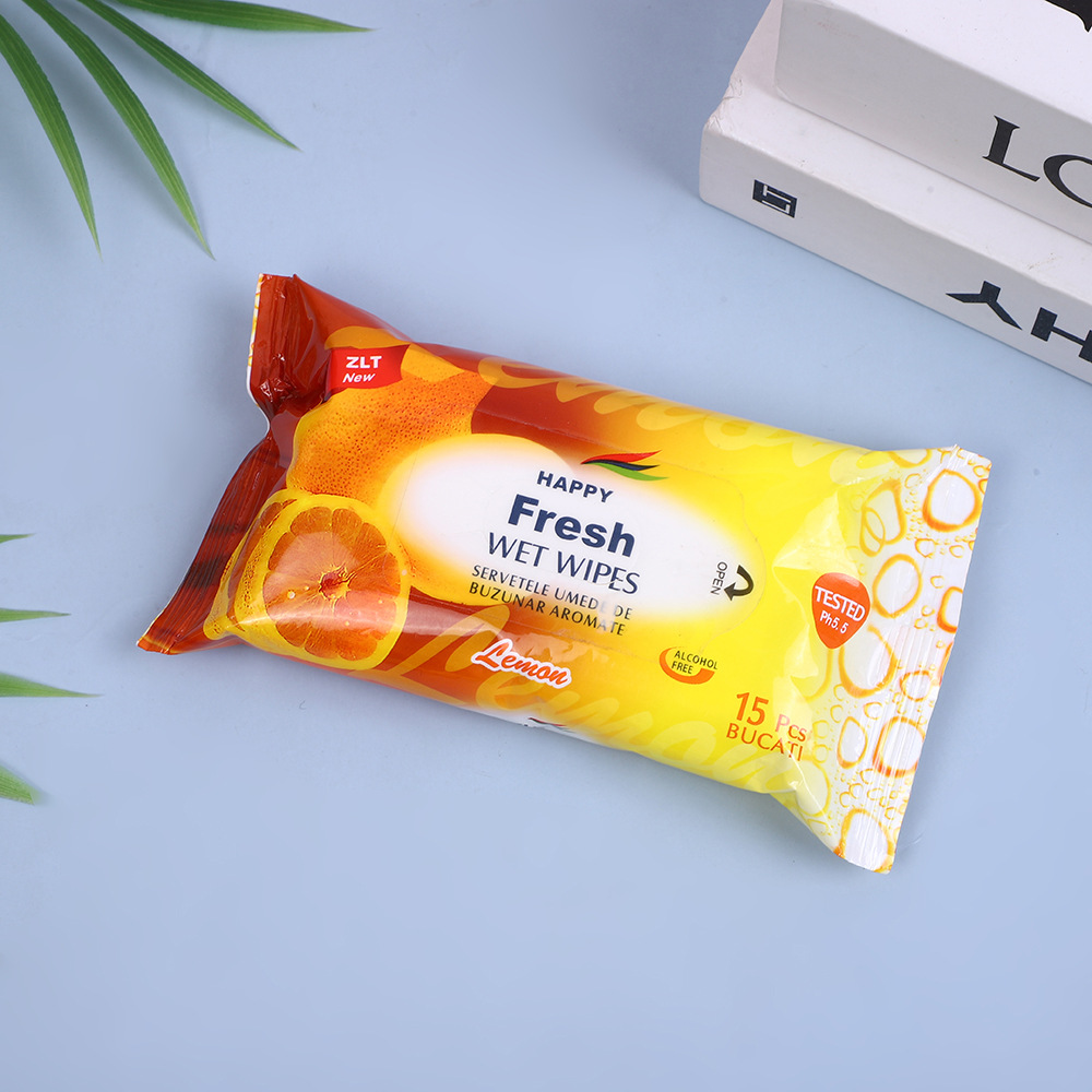 Cross-border English version small bag wet wipes are easy to clean and carry. The 10-piece pack is portable details Picture
