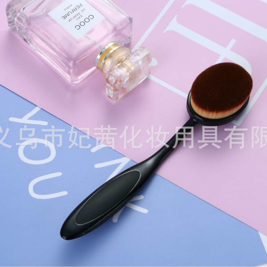 No. 2 toothpaste-type foundation brush does not consume powder and is easy to apply powder. Direct sales from the makeup brush manufacturer