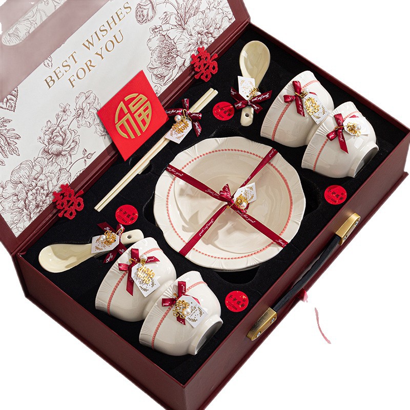 陶瓷餐具简约高颜值陶瓷碗乔迁新婚礼物高档碗碟套装结婚礼盒套装陶瓷餐具白底实物图