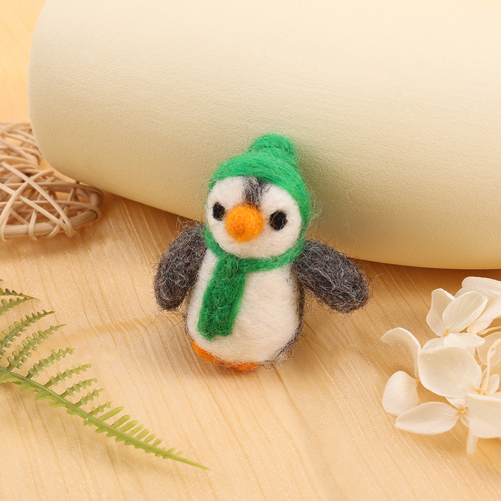 Ins-style handcrafted wool felt cartoon dolls, cute little penguin clothing and accessory gifts Specification image