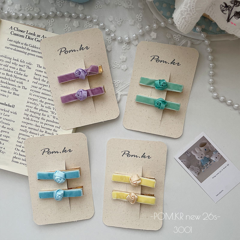 Autumn and winter velvet rose one-piece hair clip, simple and retro children's hair clip, sweet baby side fringe bangs clip for girls