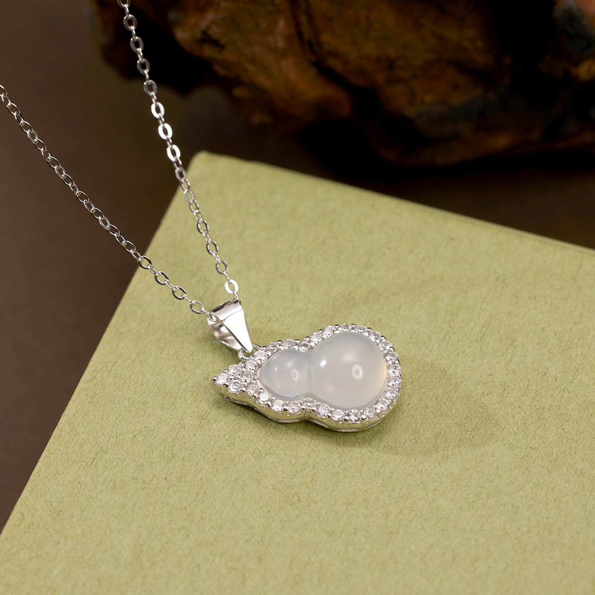 s925 sterling silver new Chinese-style high ice chalcedony gourd necklace pendant, ethnic style ice chalcedony girls' pendant details Picture