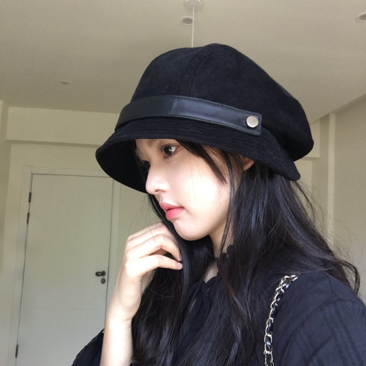 High-quality corduroy fisherman's hat for women, new style for autumn and winter, casual and versatile, it can make your face look good. Wear a small hat more often than not Application Scenario