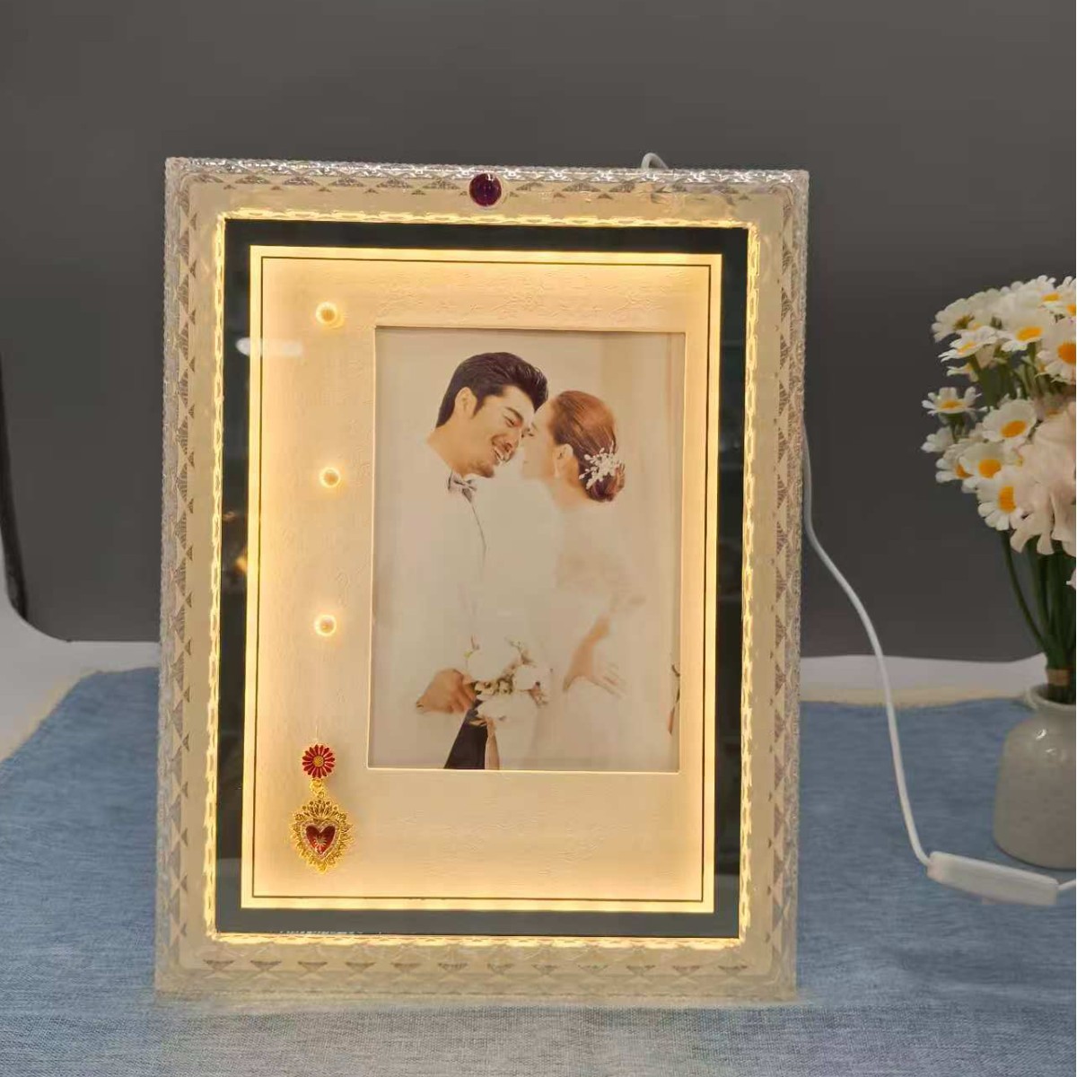 相框/查卖相框商家/白色相框/实木相框/蝴蝶标本产品图