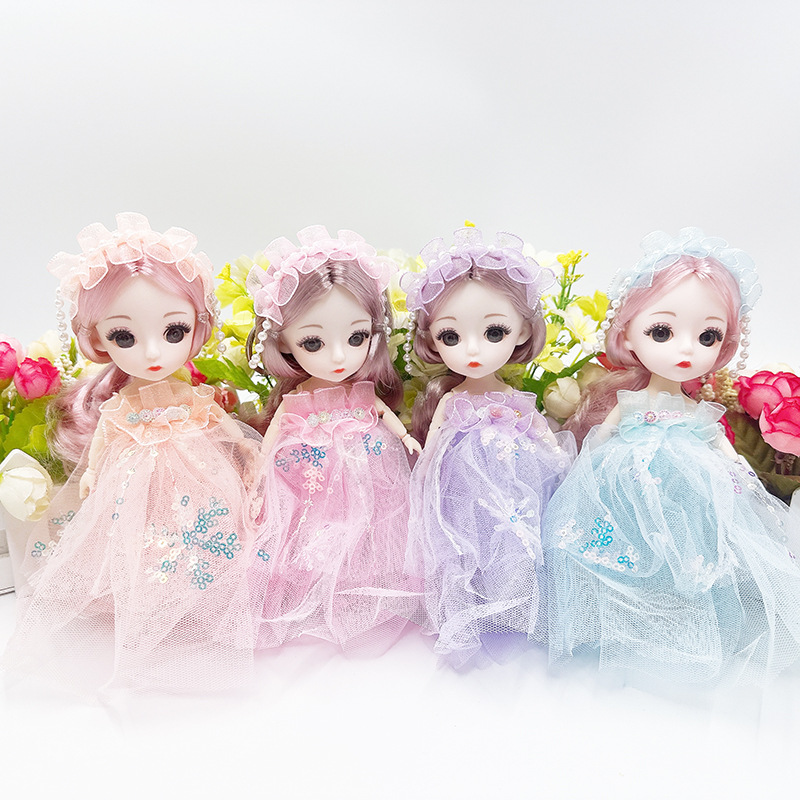 娃娃公仔实物图