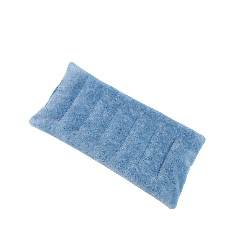 The hot compress neck pillow, filled with flaxseed, can be heated in the microwave. It is comfortable, breathable and fits the neck well. The large shoulder pillow is suitable for shoulder and neck therapy Item Picture