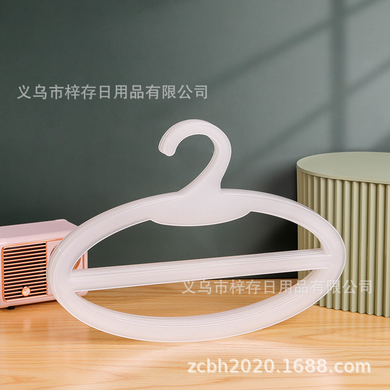 Factory direct supply of oval plastic round hooks for scarves, oval scarves, silk scarf racks, and circle hooks details Picture