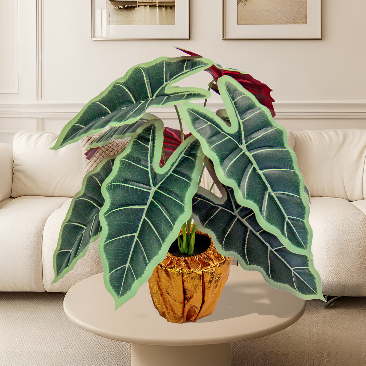 Artificial green plants, such as the lucky taro, are used for restaurant partition decoration, outdoor garden, grassland landscaping, and PVC plastic figures details Picture