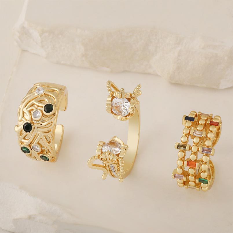 A popular geometric zircon ring in Europe and America, with a light luxury style, luxurious and fashionable temperament, is a copper-plated 18K real gold ring for women Application Scenario